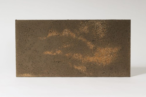 beton_architektoniczny braz-gold-porowaty_1.jpg