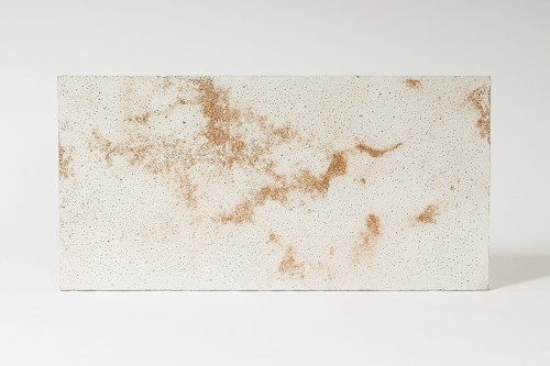 beton_architektoniczny bialy-gold-porowaty_1.jpg