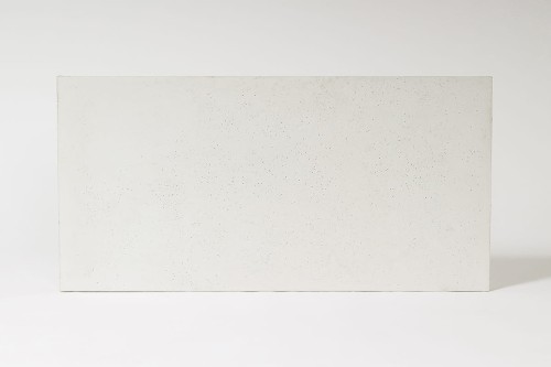 beton_architektoniczny bialy-porowaty_1.jpg